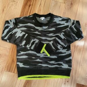 Preowned  Ultra Flirt Camo Sweater